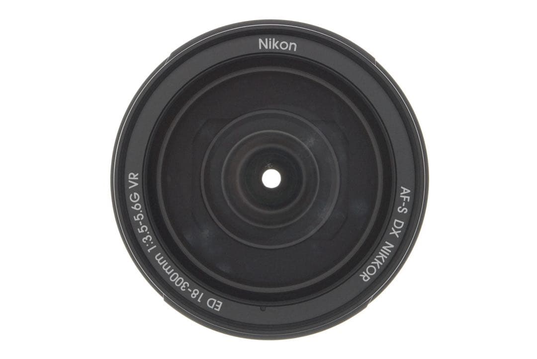 ✨極美品✨ニコン AF-S 18-300mm ED VR❤️心を動かす1枚を！