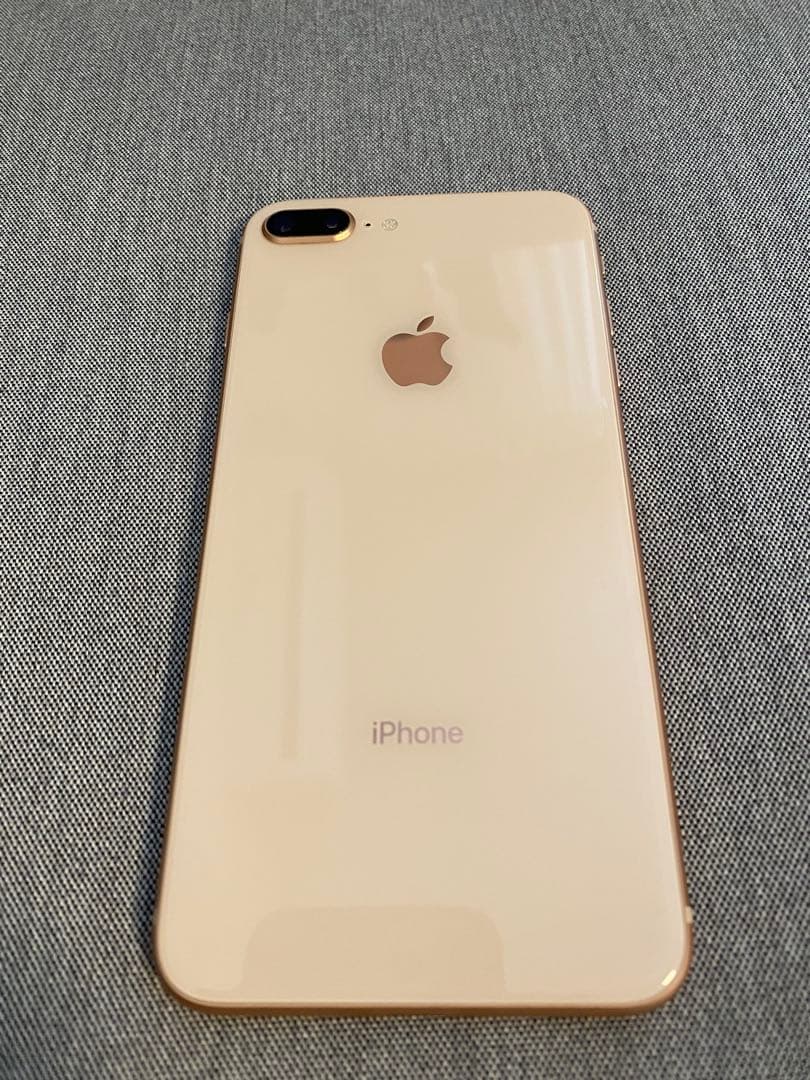iPhone 8Plus ゴールド 64GB