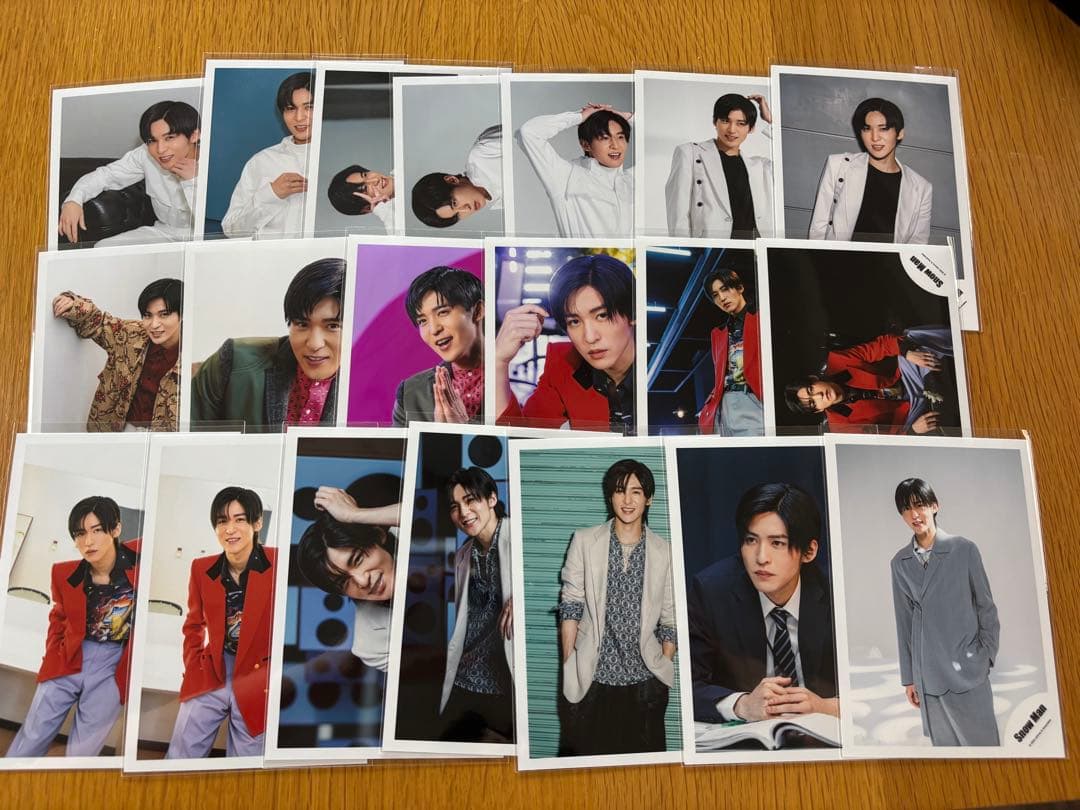 Man 目黒蓮公式写真・フォトセット・真四角フォト 合計239枚