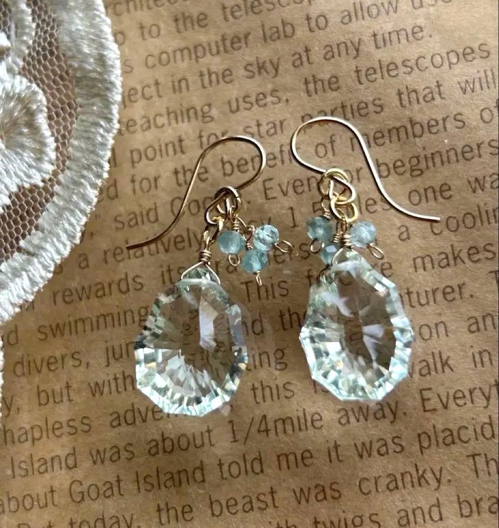 mnさま❣️ グリーンアメジストコンケーブカットのピアスと　チャーム14kgf