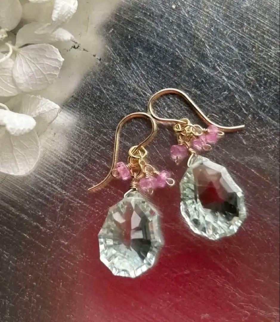 mnさま❣️ グリーンアメジストコンケーブカットのピアスと　チャーム14kgf