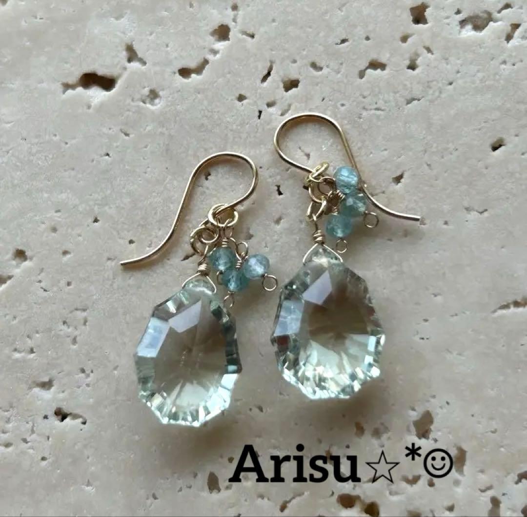 mnさま❣️ グリーンアメジストコンケーブカットのピアスと　チャーム14kgf