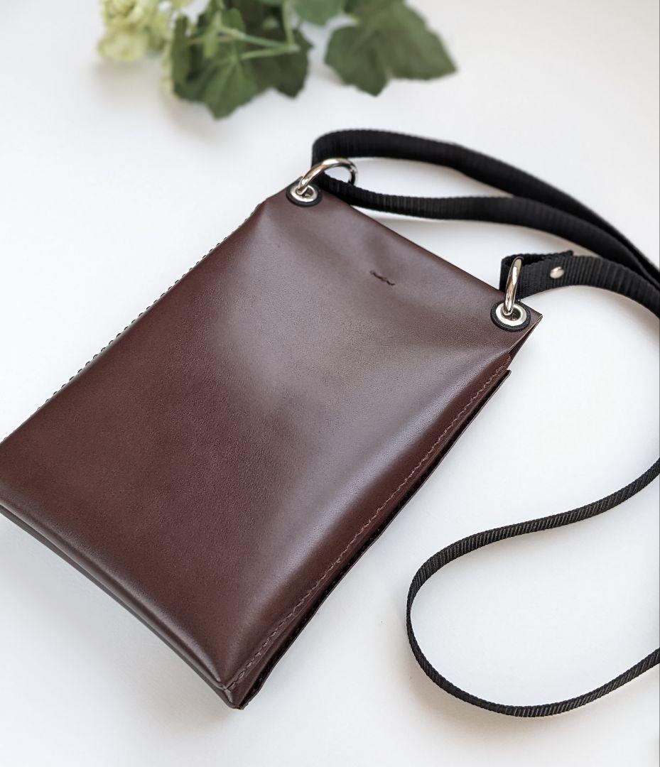 114　隠しマグのサコッシュ　ショルダー　本革手縫い