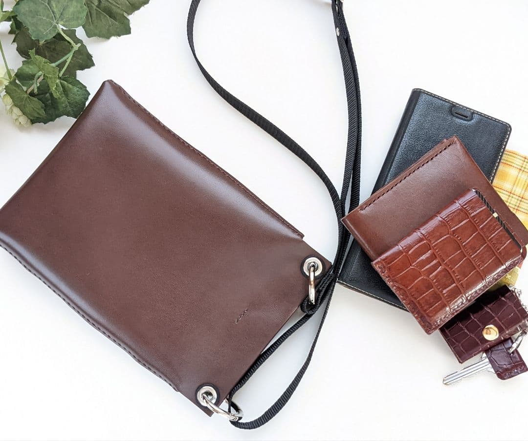 114　隠しマグのサコッシュ　ショルダー　本革手縫い