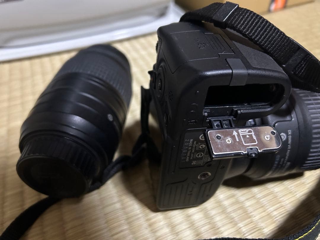 望遠レンズ付き Nikon D3100 デジタル一眼レフカメラ ジャンク