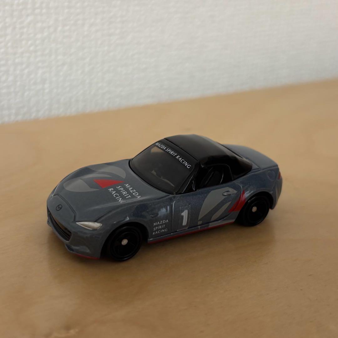 【限定】トミカ マツダ スピリット レーシング ロードスター (箱+シール付き)