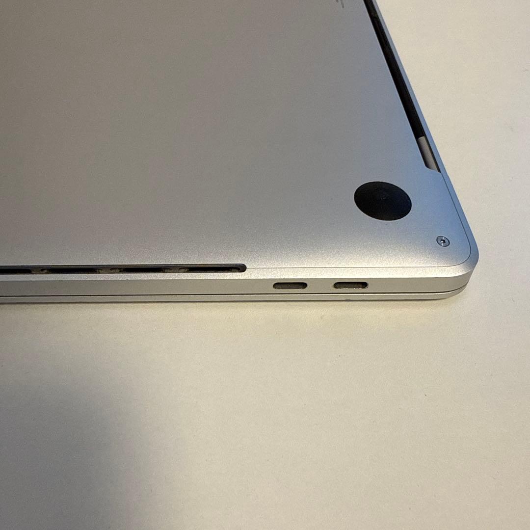 MacBook Pro 2019 16インチ core i9 16GB 1TB
