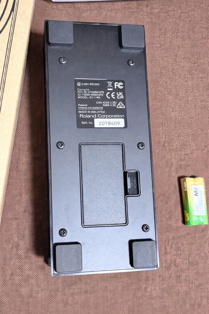 BOSS EV-1WL エクスプレッションペダル MIDIケーブル