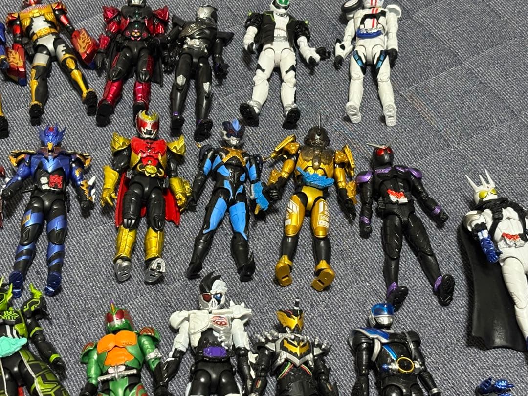 掌動　超動　30体セット　仮面ライダー　ウルトラマン