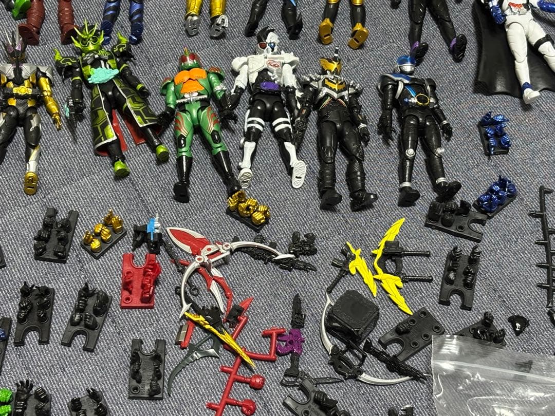 掌動　超動　30体セット　仮面ライダー　ウルトラマン