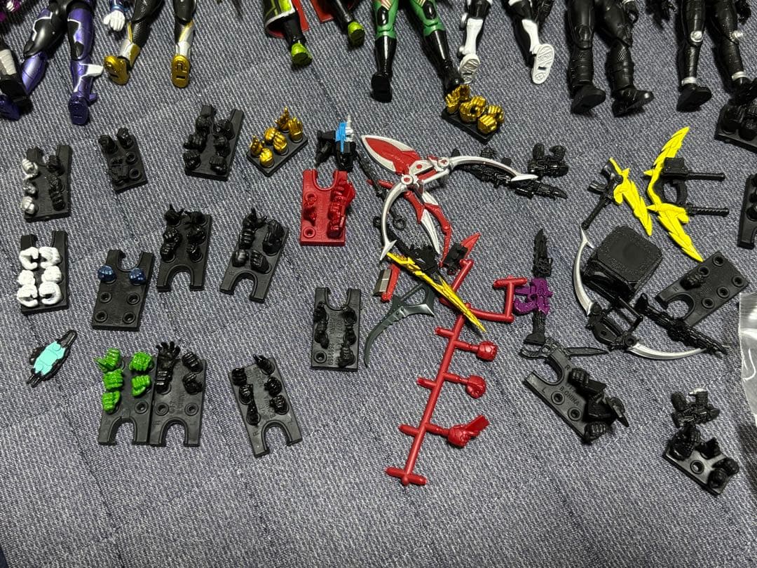 掌動　超動　30体セット　仮面ライダー　ウルトラマン