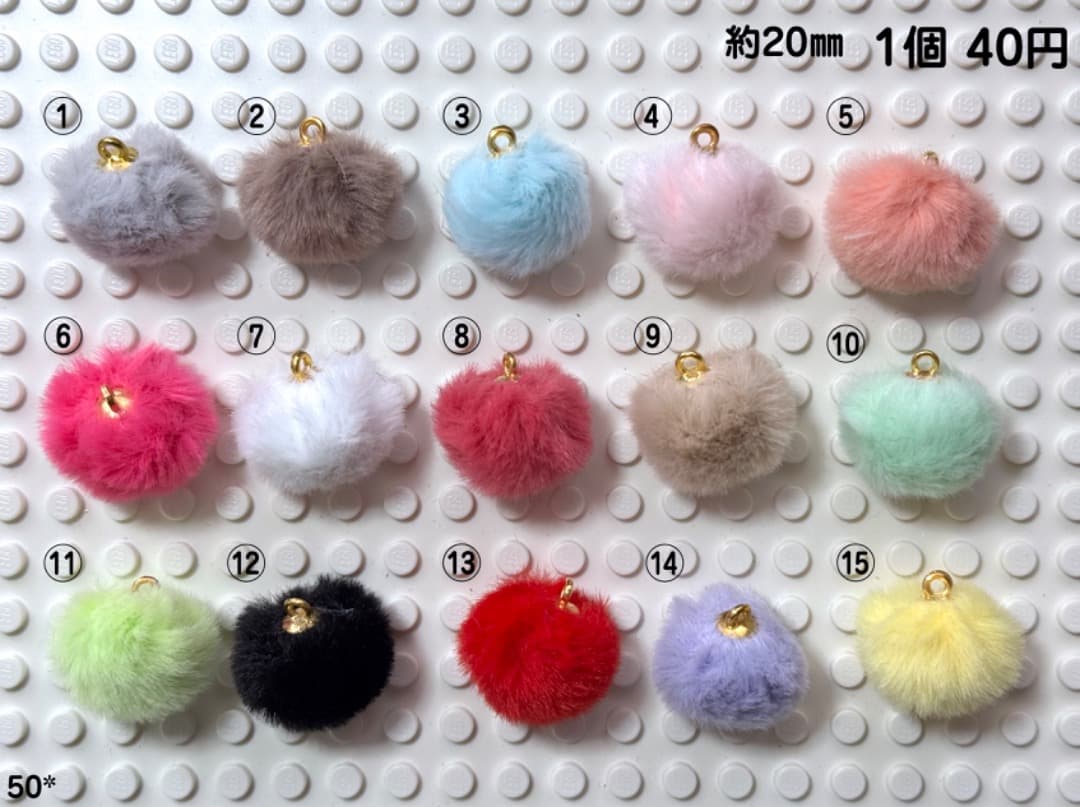 ♢チャーム♢カン付きファー♢20㎜♢ハンドメイド♢アクセサリー♢ストラップ♢