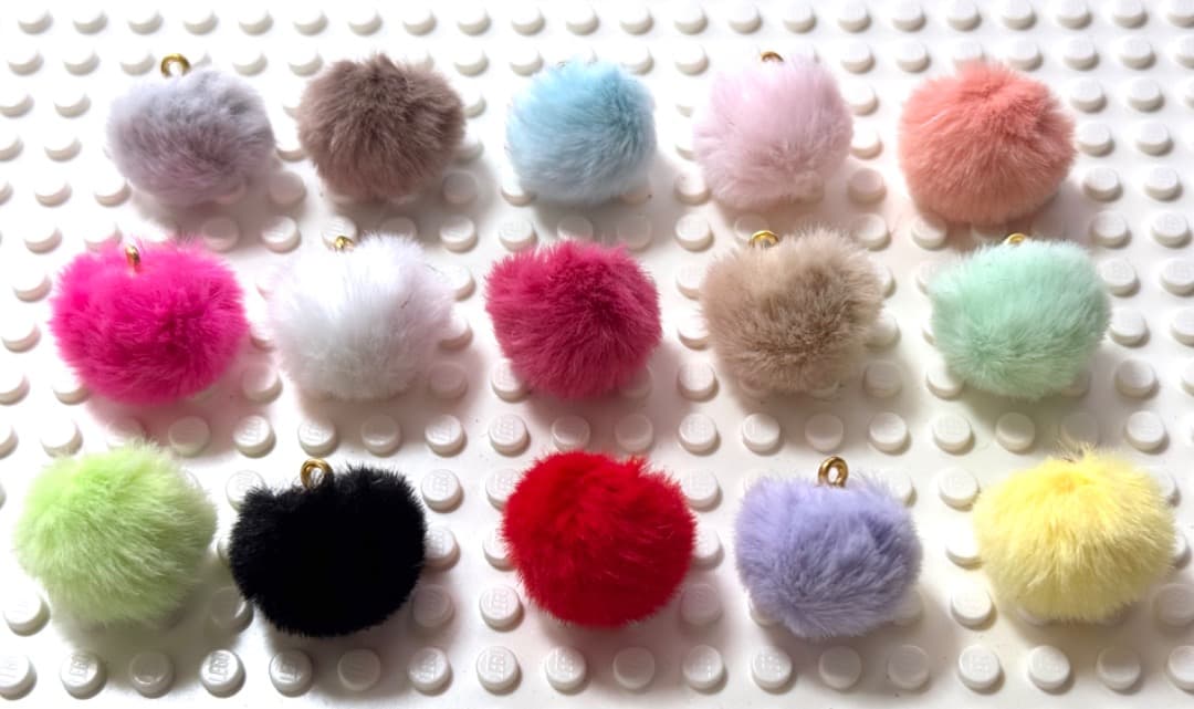 ♢チャーム♢カン付きファー♢20㎜♢ハンドメイド♢アクセサリー♢ストラップ♢