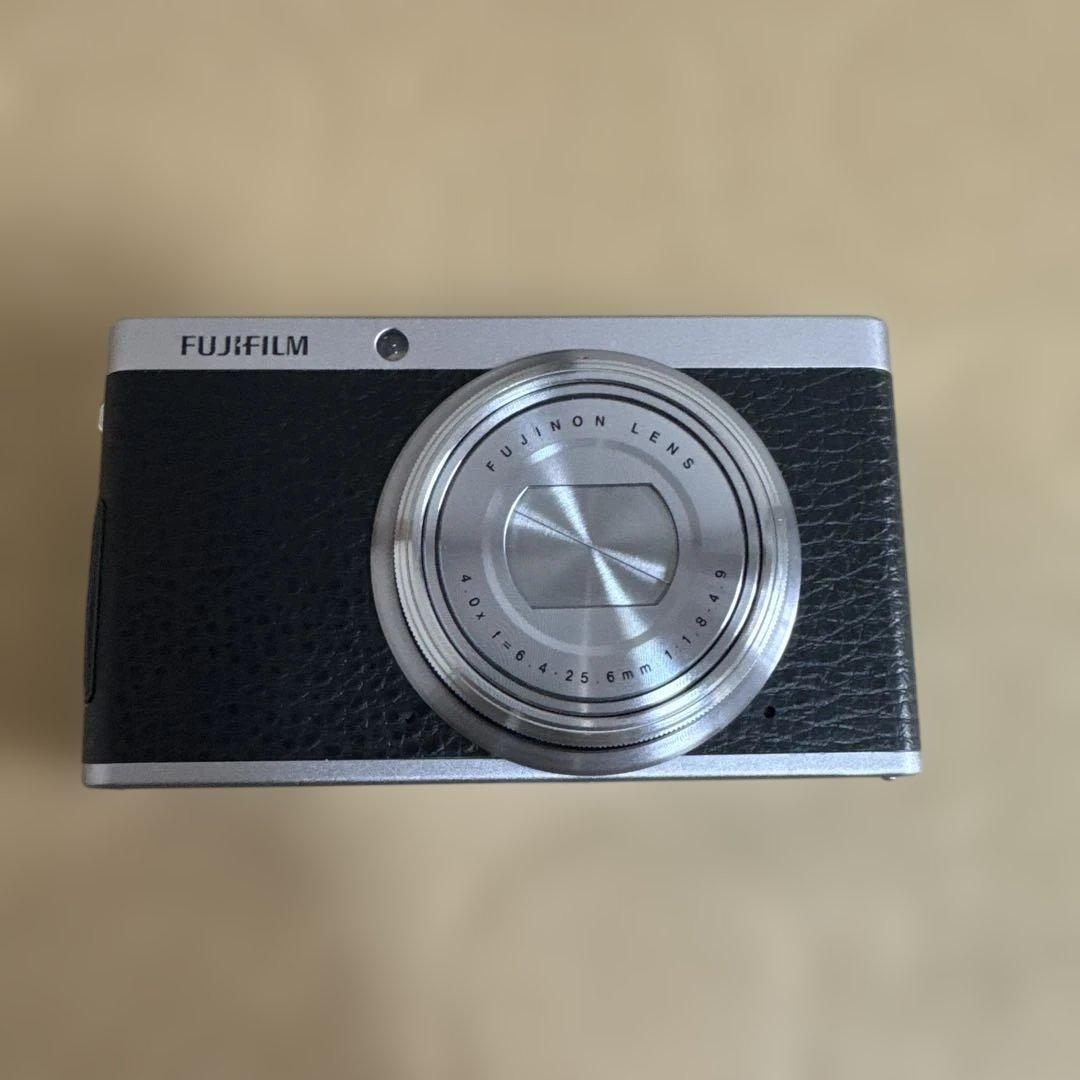 富士フイルム XF1 コンパクトデジタル フジフイルム