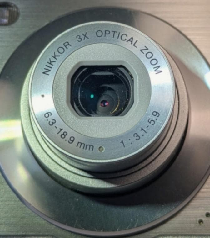 美品 Nikon COOLPIX S200 コンパクトデジタルカメラ