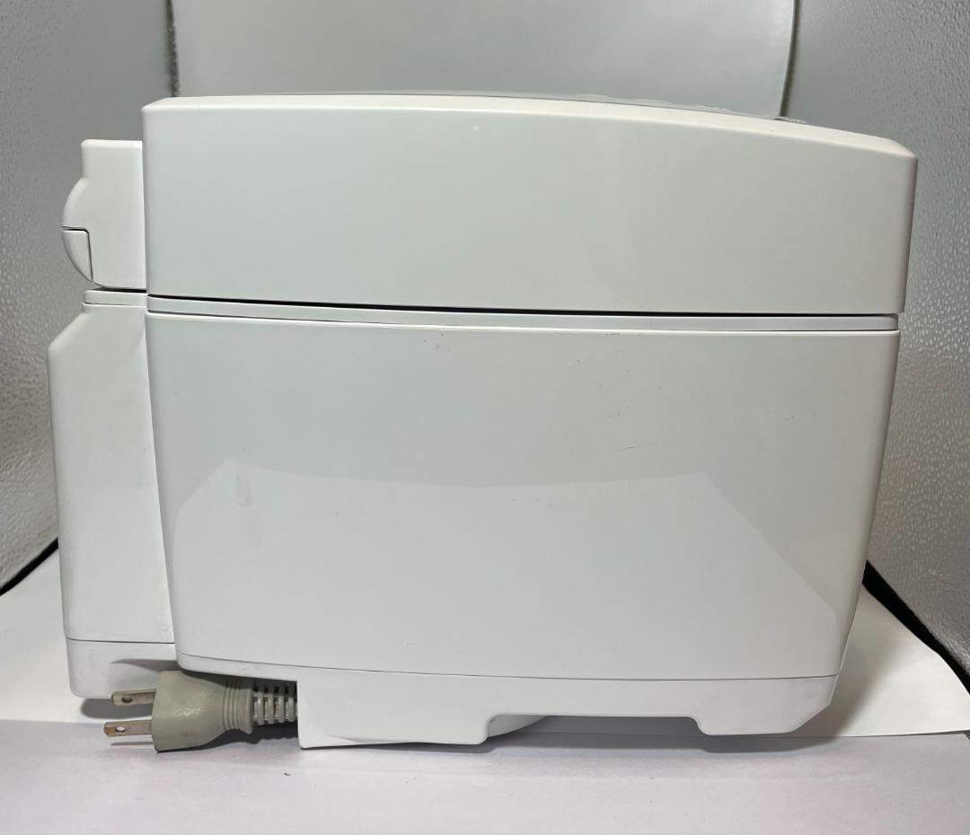 三菱電機　ＩＨジャー炊飯器　ＮＪ－ＶＸ１０４　５．５合炊き　２０１４年製