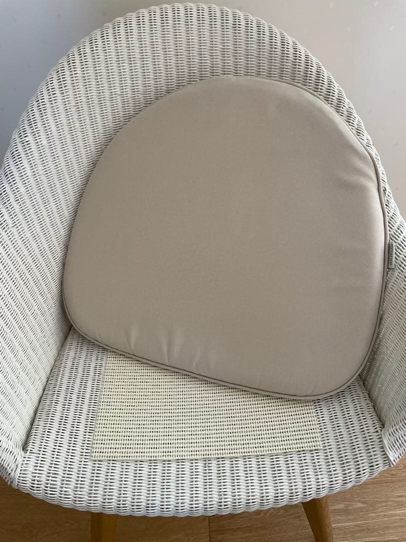 Vincent SheppardダイニングチェアAVRILホワイト レッグオーク