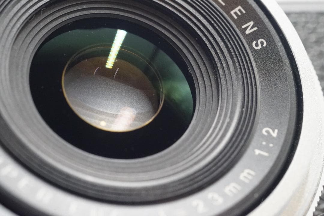 美品　FUJIFILM X100S コンパクトデジタルカメラ