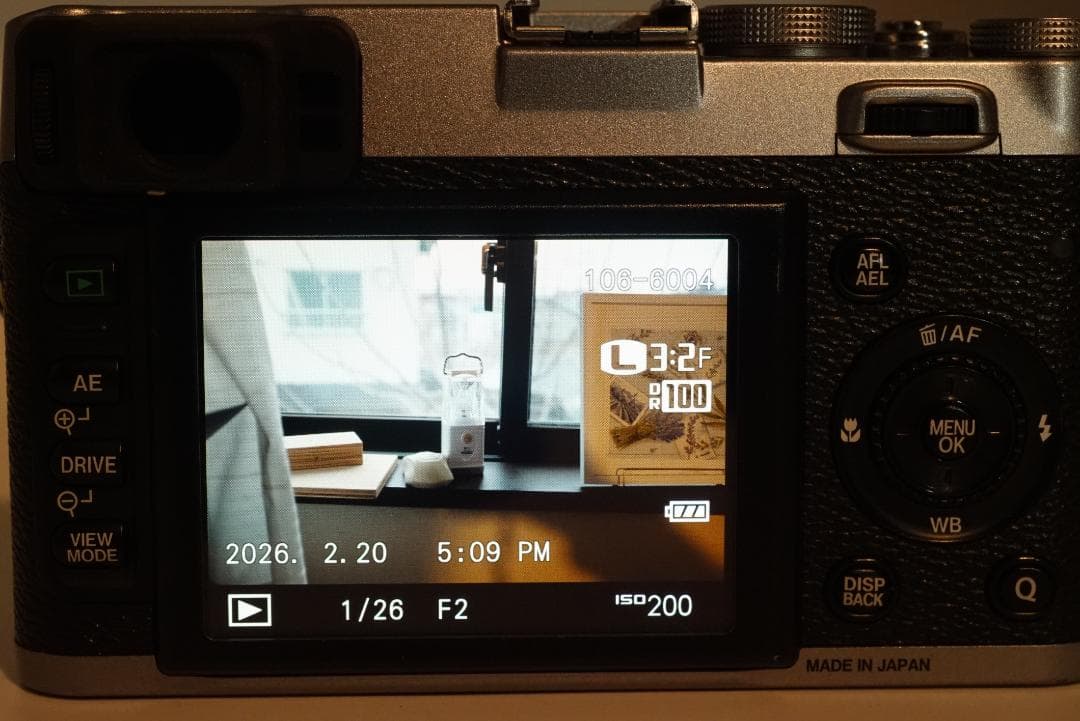 美品　FUJIFILM X100S コンパクトデジタルカメラ