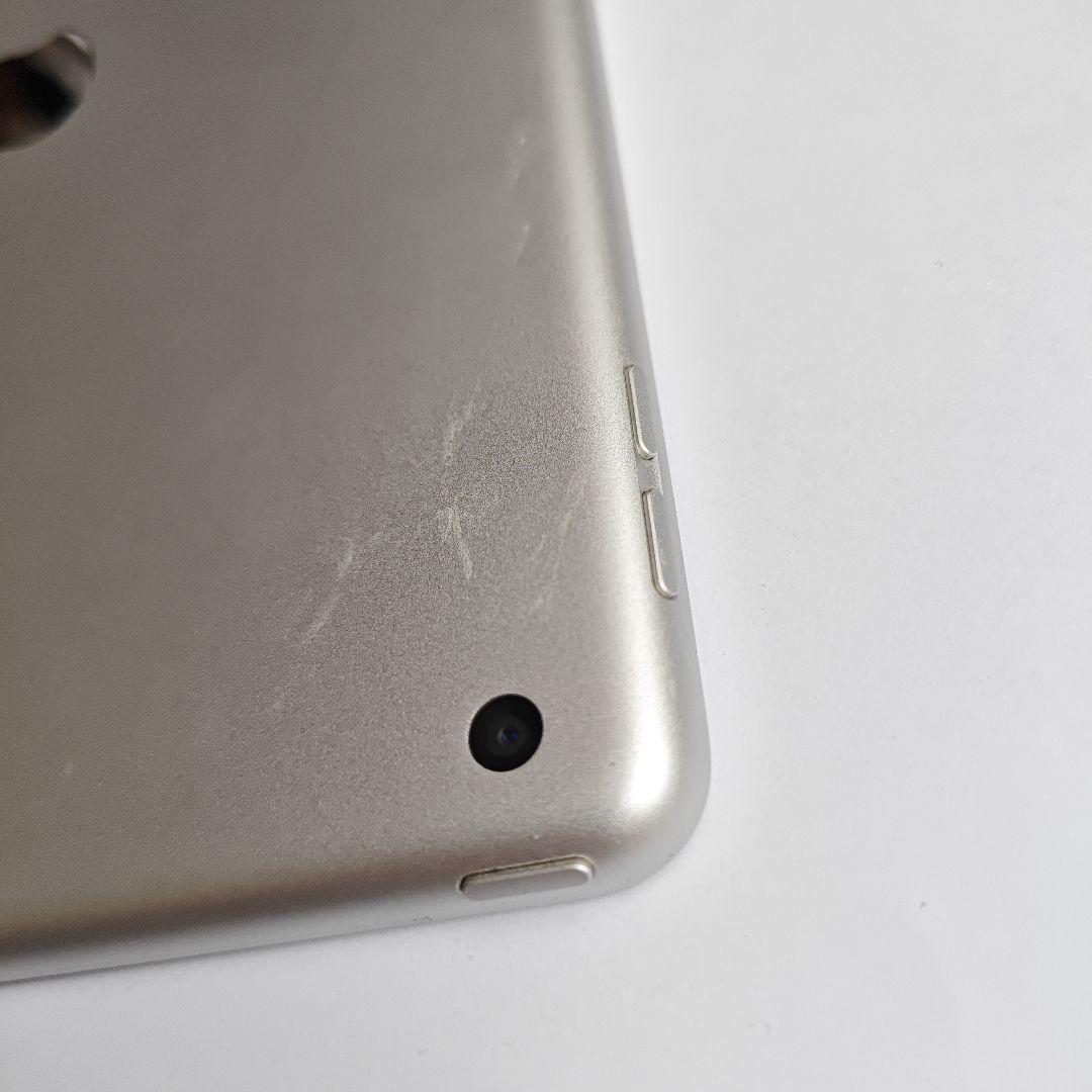 ホワイト iPad 標準サイズ 本体