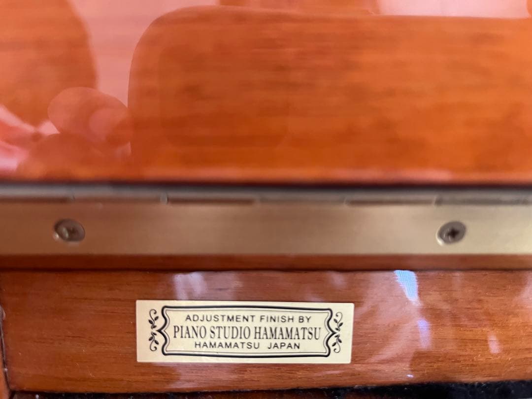 アップライトピアノ 88鍵 木目仕上げ