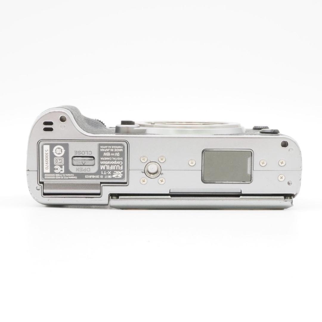 FUJIFILM X-T1グラファイトシルバーエディション FX-X-T1 GS