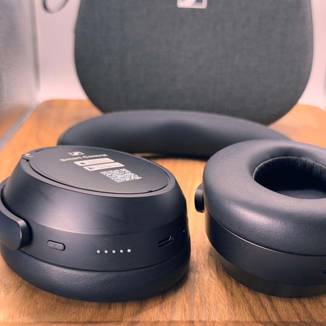 美品　Sennheiser Momentum 4 ワイヤレスヘッドホン