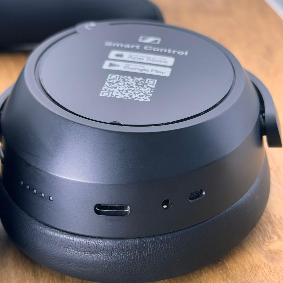美品　Sennheiser Momentum 4 ワイヤレスヘッドホン