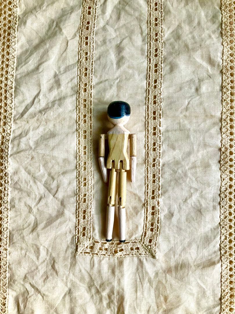 ペグドール 手作り木製人形 ハンドメイド ウッデンドール 12cmほど