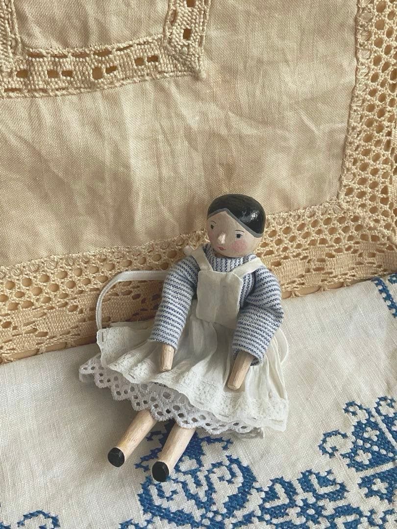 ペグドール 手作り木製人形 ハンドメイド ウッデンドール 12cmほど