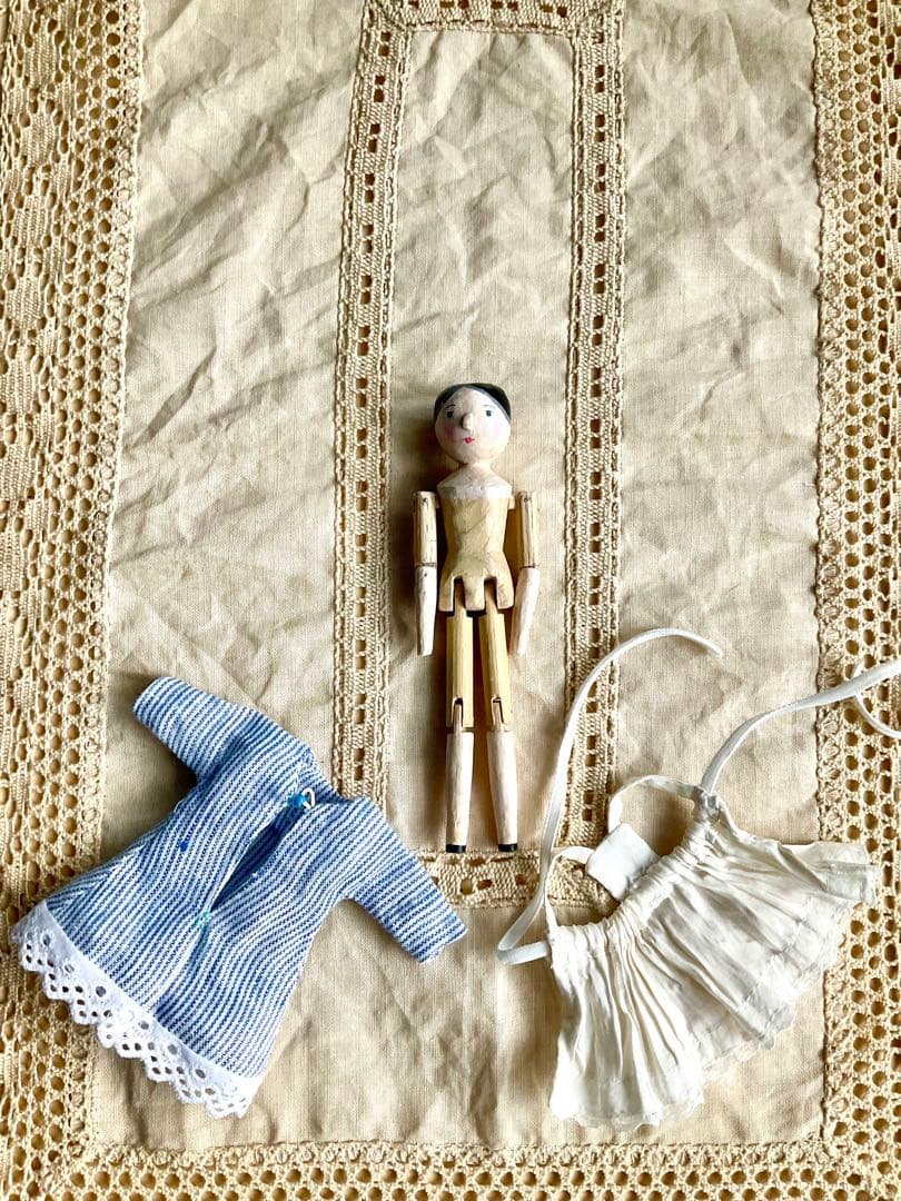 ペグドール 手作り木製人形 ハンドメイド ウッデンドール 12cmほど