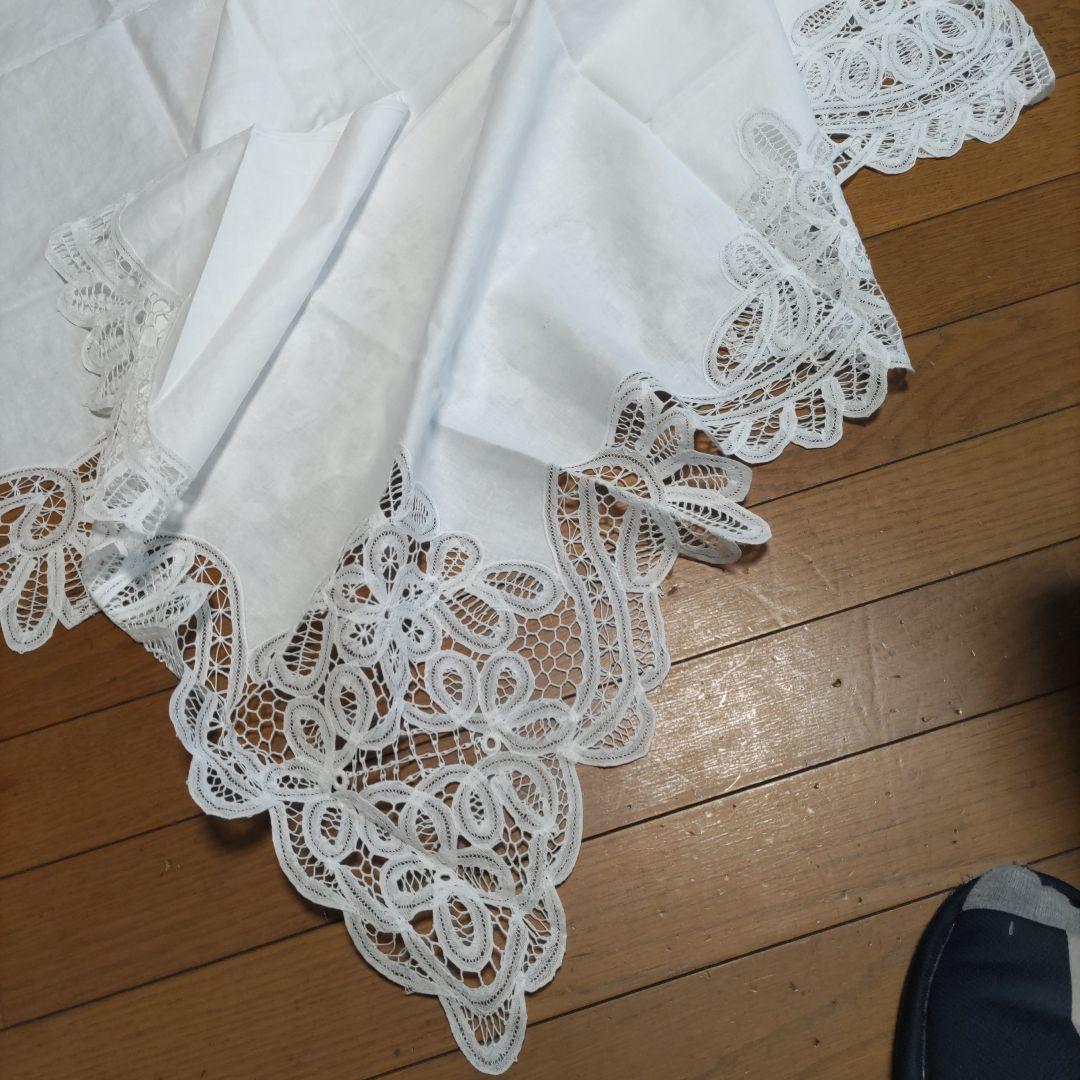 《アンティーク、バテンレースカバー》（株セルコン）新品、綿、ピアノカバー1799