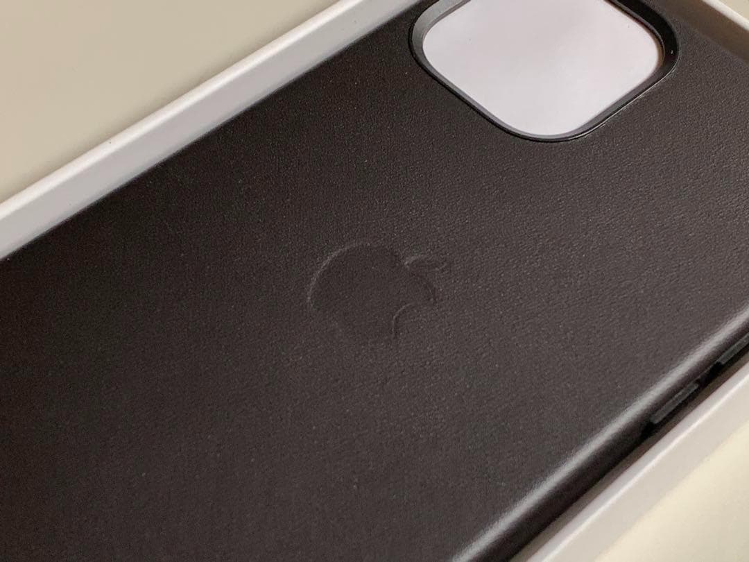 【新品】純正 iPhone 12 / 12 Pro レザーケース・ブラック①