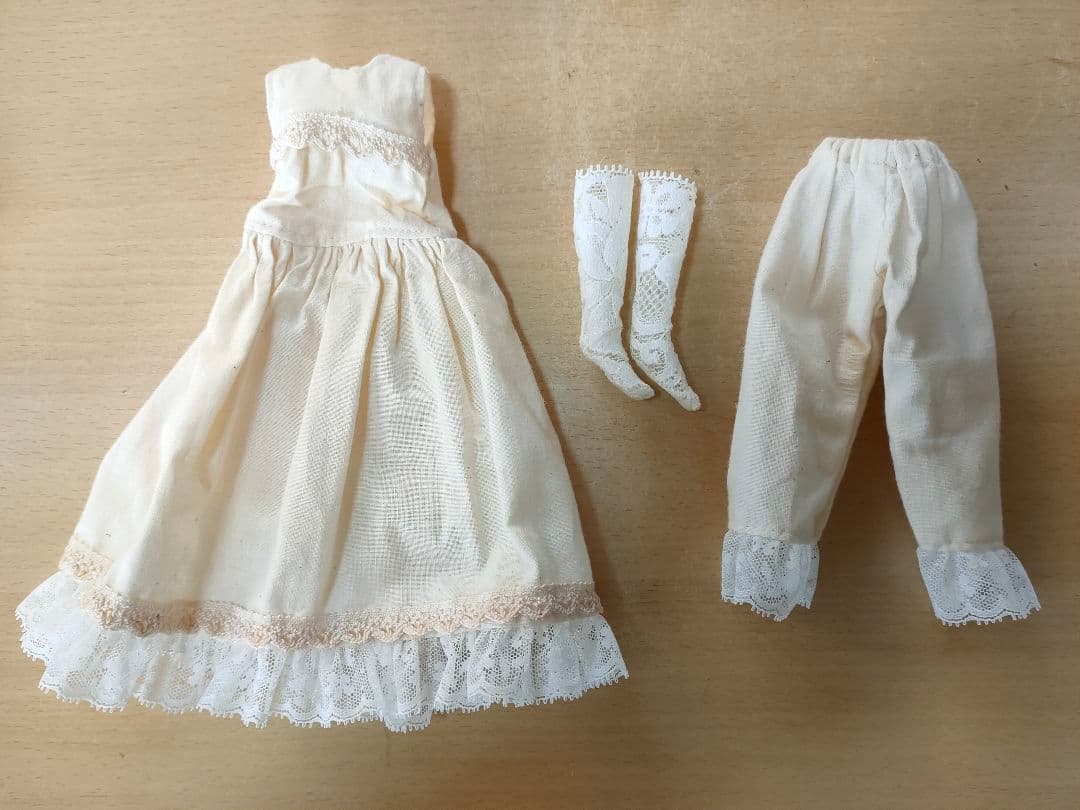 27cmドール　アンティーク風ドレス　エクセリーナ