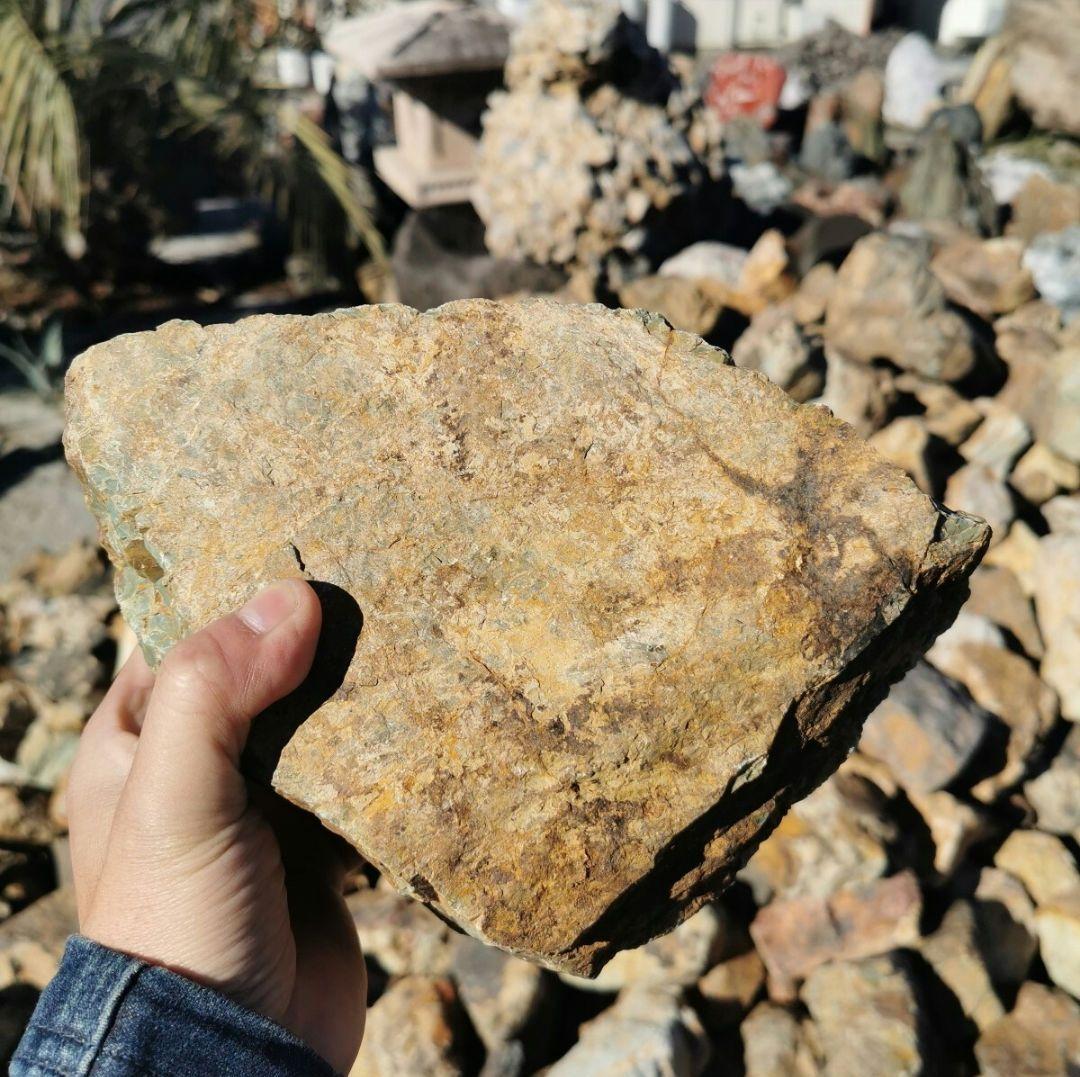 岐阜石　1.000キロ　庭石　鑑賞石　石 庭　坪庭　ガーデニング