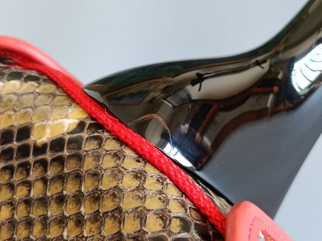 昭和名工佐久本盛信作写西平開鐘型三線　八重山黒木四つ割り物