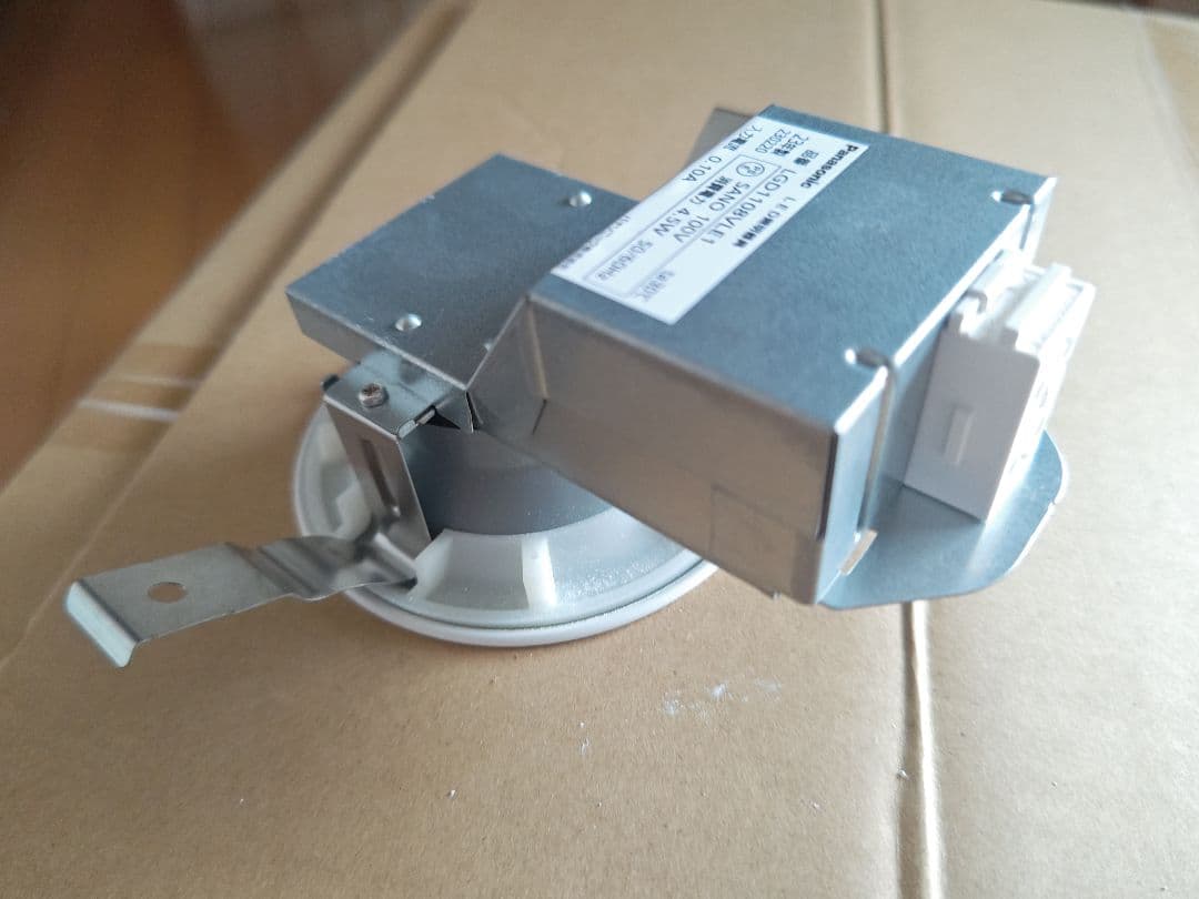 Panasonic LEDダウンライト LGD11080VEL電球色　30灯