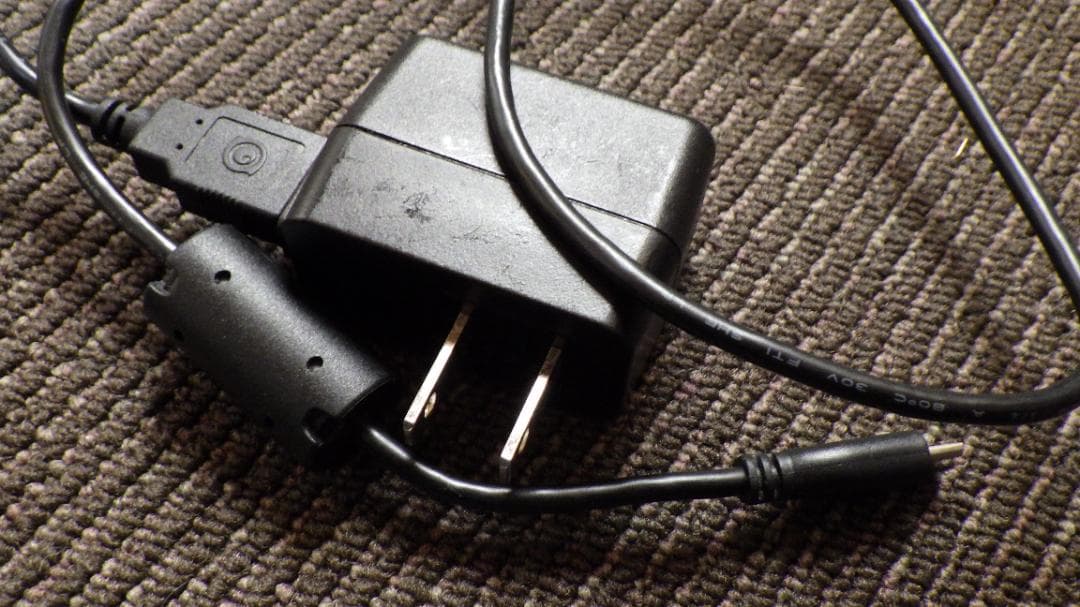 【美品】RICOH リコー WG-70 オレンジ 防水防塵デジタルカメラ