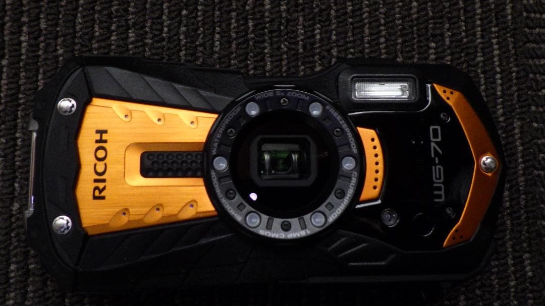 【美品】RICOH リコー WG-70 オレンジ 防水防塵デジタルカメラ