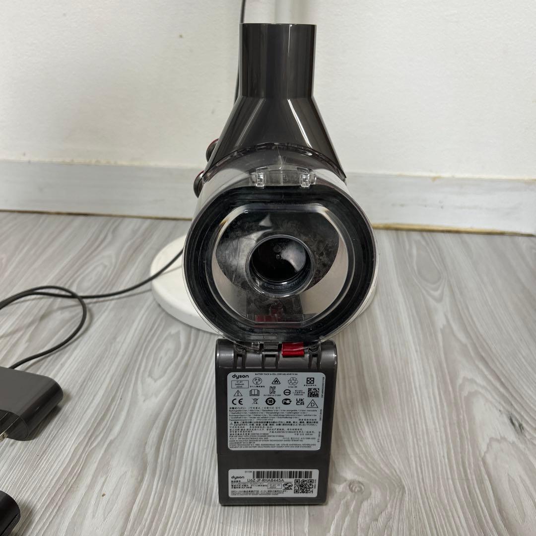 【美品】ダイソン V8 Slim Fluffy Extra SV10K EXT