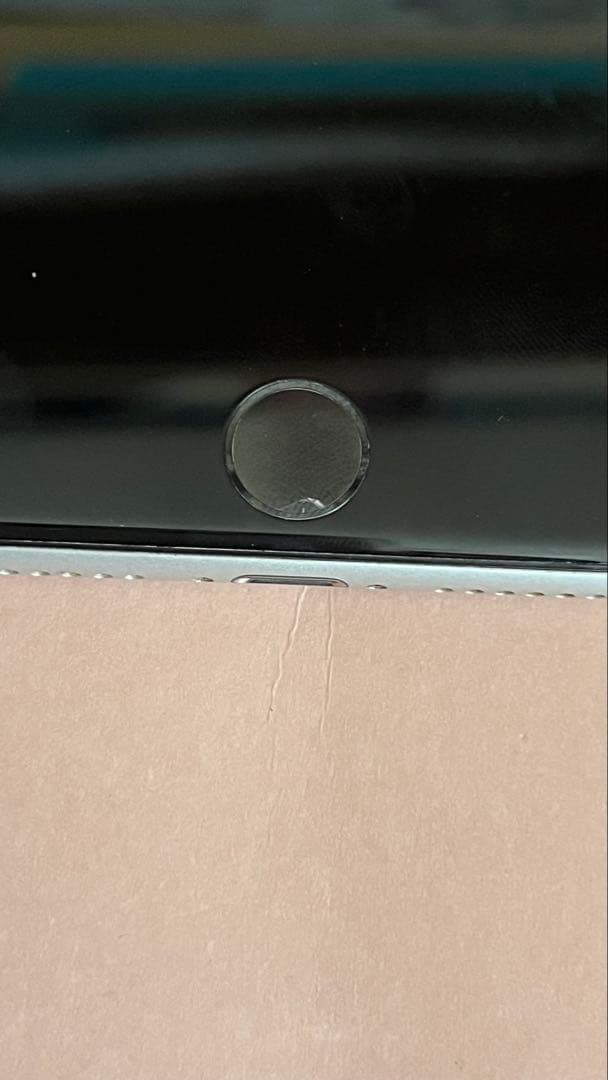 iPhone SE 第2世代 (SE2) 本体 64GB