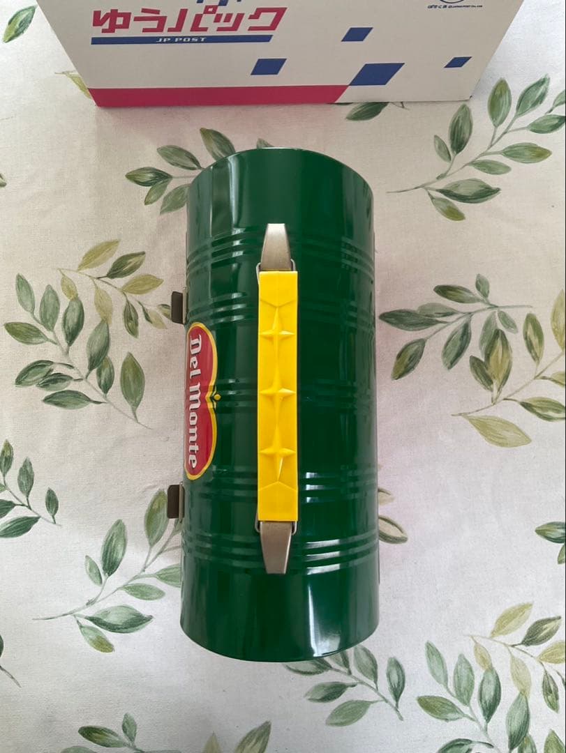 デルモンテ　ブリキ缶　ランチボックス