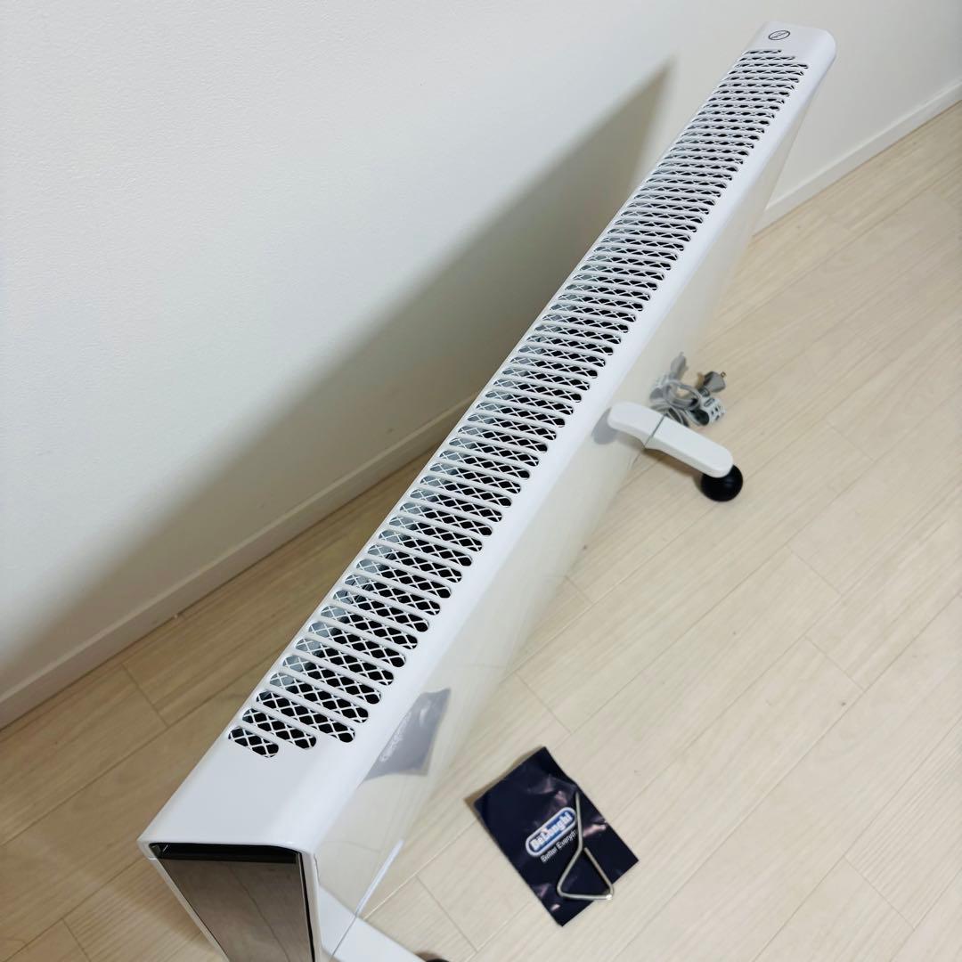 デロンギ コンベクターヒーター HXJ60L12-WH 1200Wホワイト 暖房