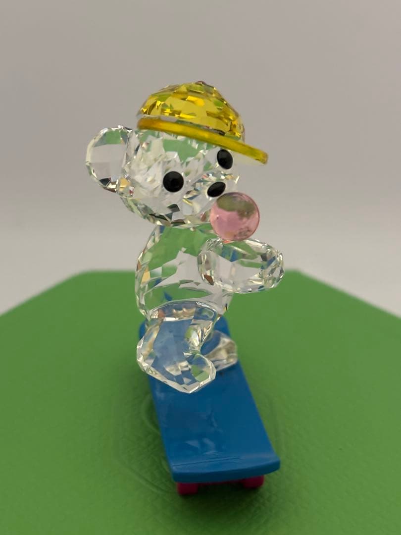 スワロフスキー　クリスベア　スケーターベア