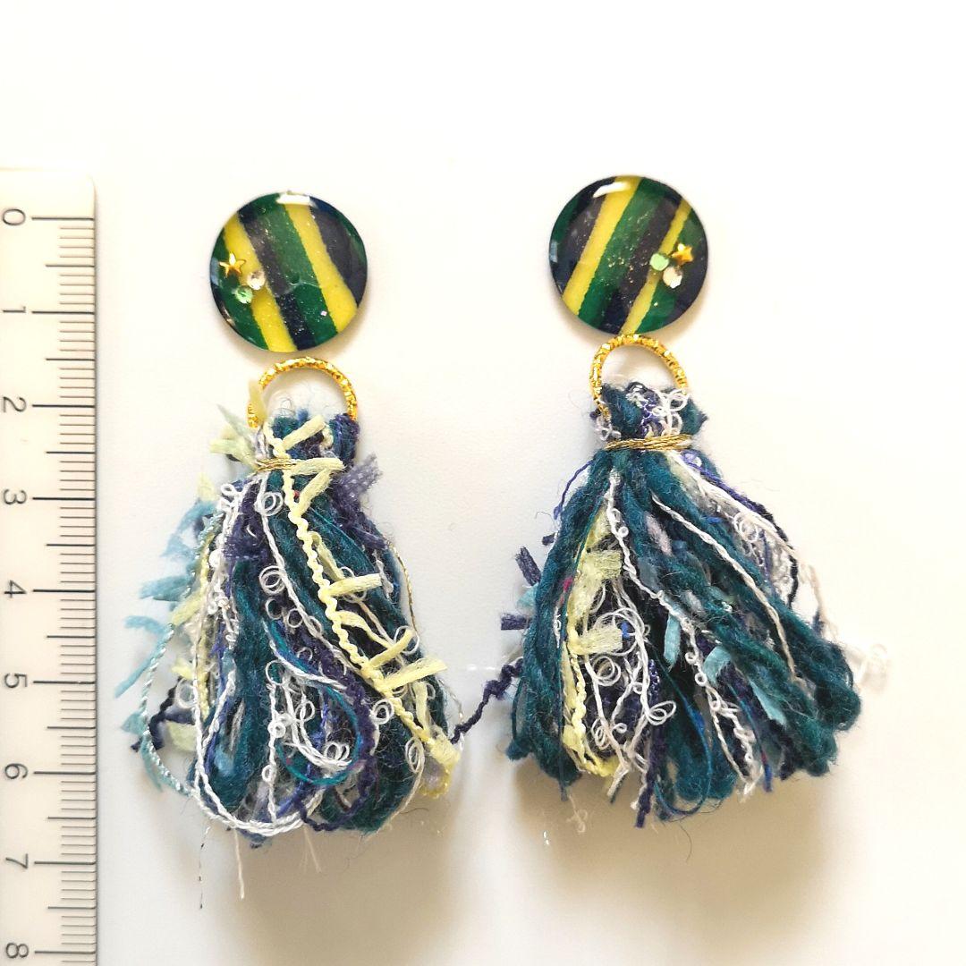 取引中　【sale】2way*ブルーとネイビーのカラフルなタッセルのピアス