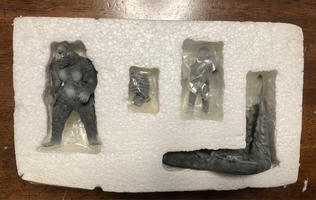 獣人雪男　キャスト社　フィギュア　東宝特撮　怪獣