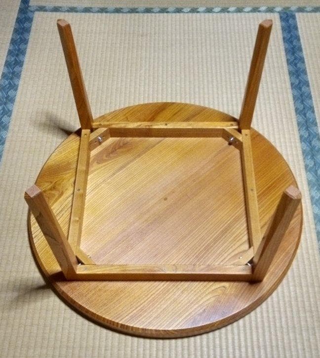 欅の丸ローテーブル　オール無垢材
