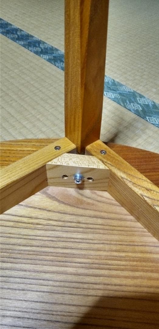 欅の丸ローテーブル　オール無垢材