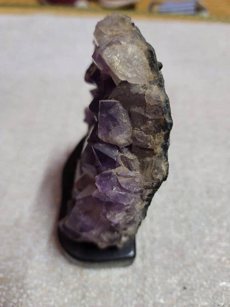 ドーム クラスター アメジスト ブラジル 産地？？ 粒が大きいです