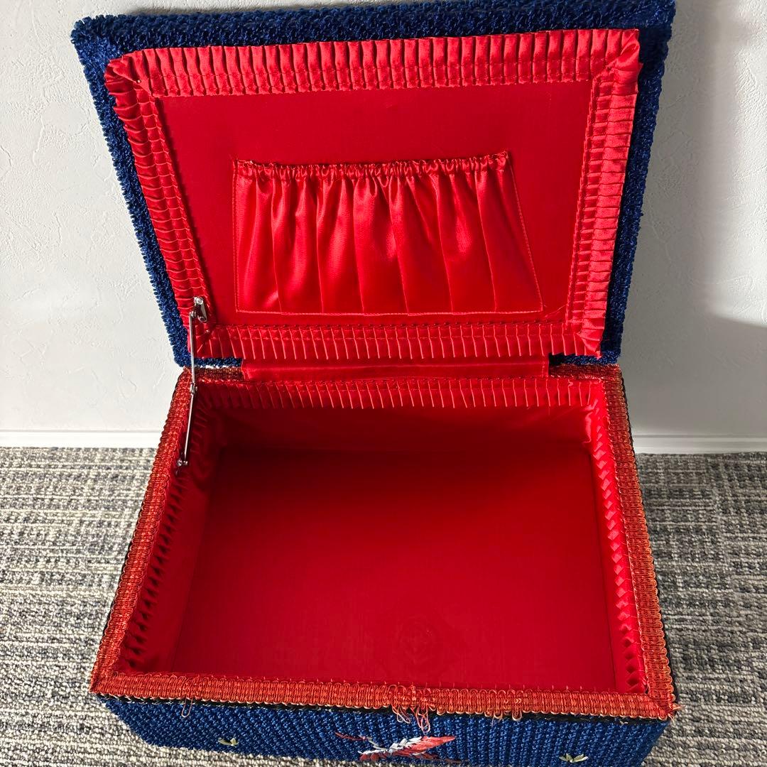 アンティーク　レトロ　チェスト　鶴　昭和レトロ裁縫箱　和柄　脚付